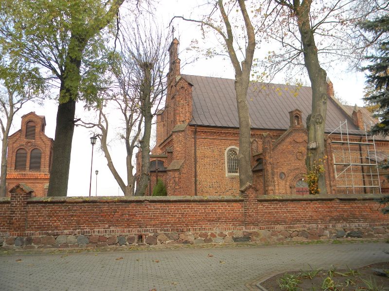 Fotografie kościoła w Grabkowie.